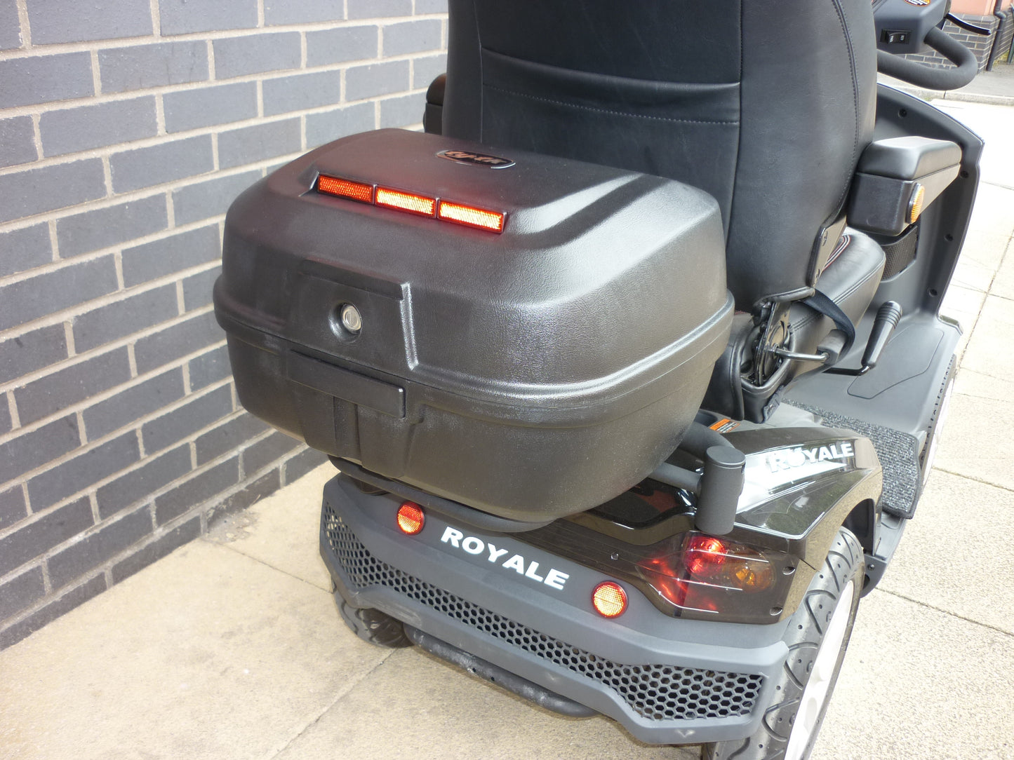 Royale 3/4 Pannier Box