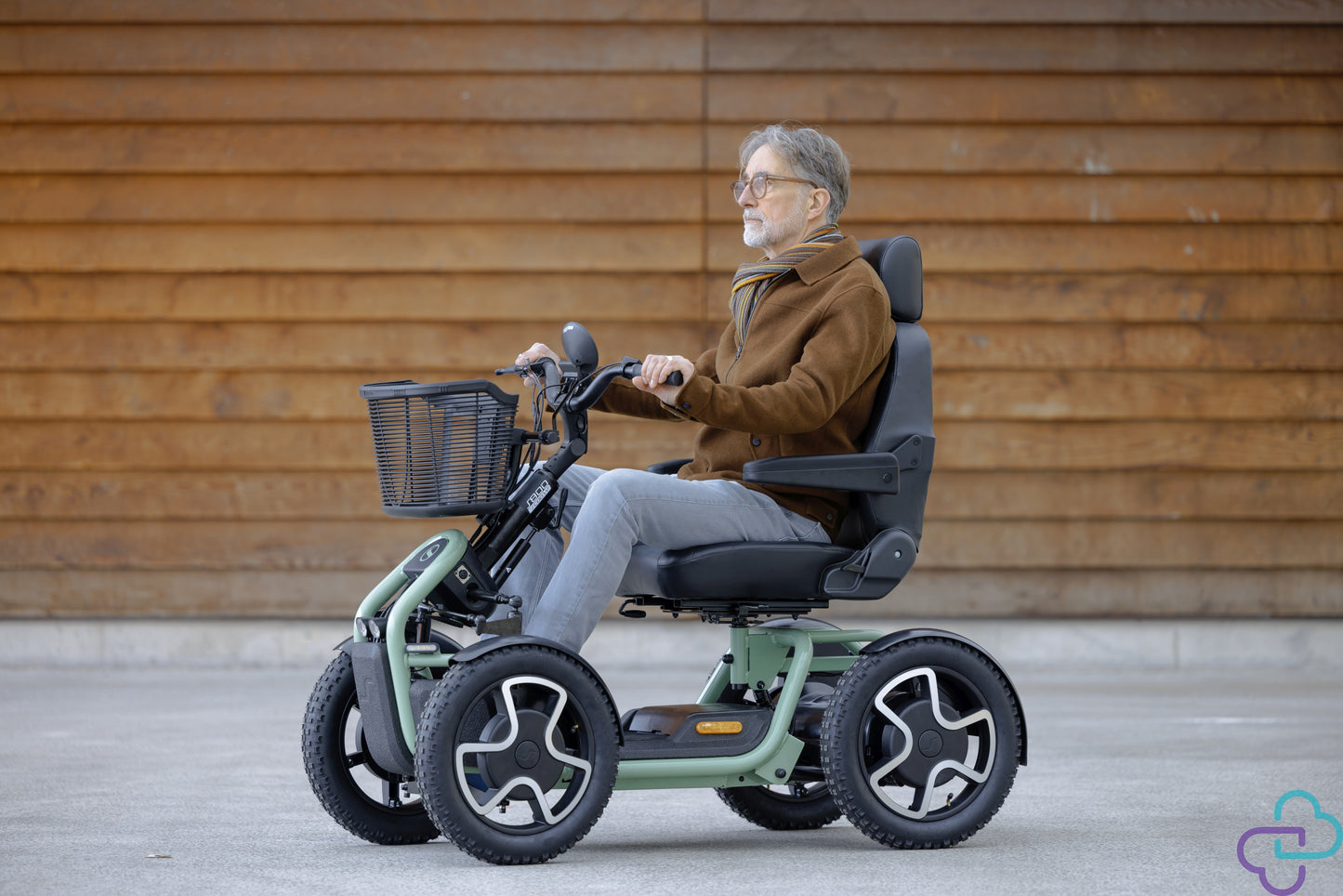 Scoozy Sterling S800 Mobility Scooter